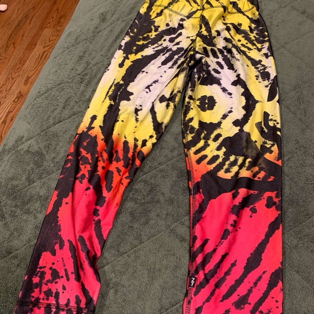 Zara Tarez _ Soul Cycle leggings